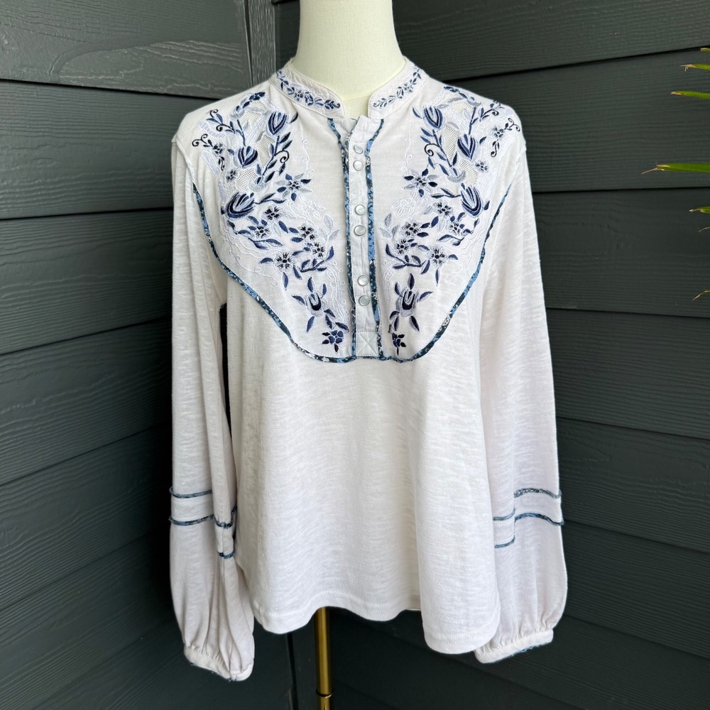 Free People Embroidered Floral Henley Peasant Top Linen Blend Boho Medium